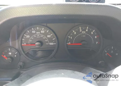 2008 Jeep Wrangler Unlimited X z USA, uszkodzony, nr VIN 1J4GA391X8L518369